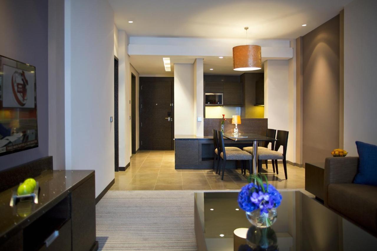 Four Points By Sheraton al-Ain Exterior foto A typical apartment interior