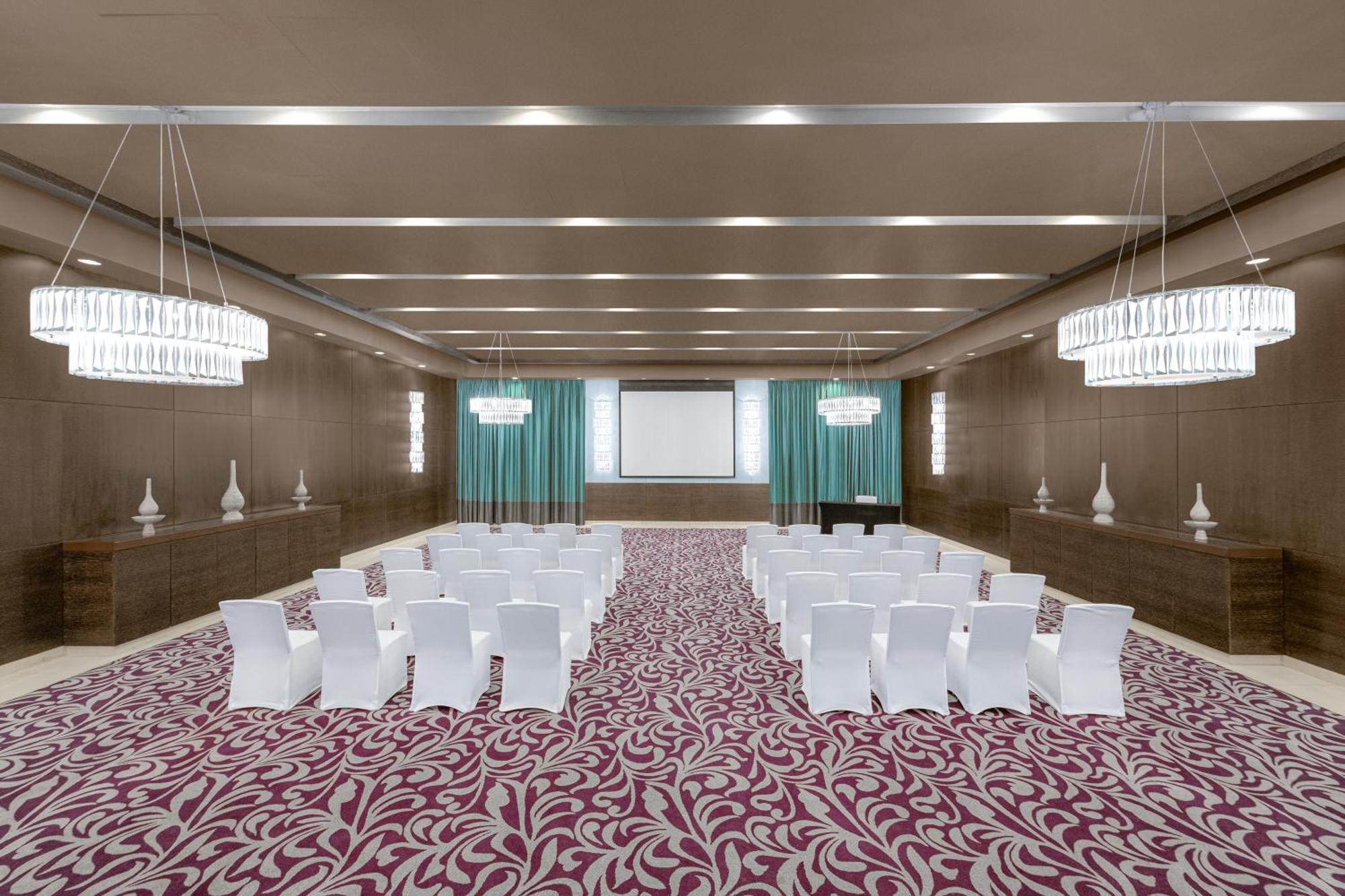 Four Points By Sheraton al-Ain Exterior foto The ballroom