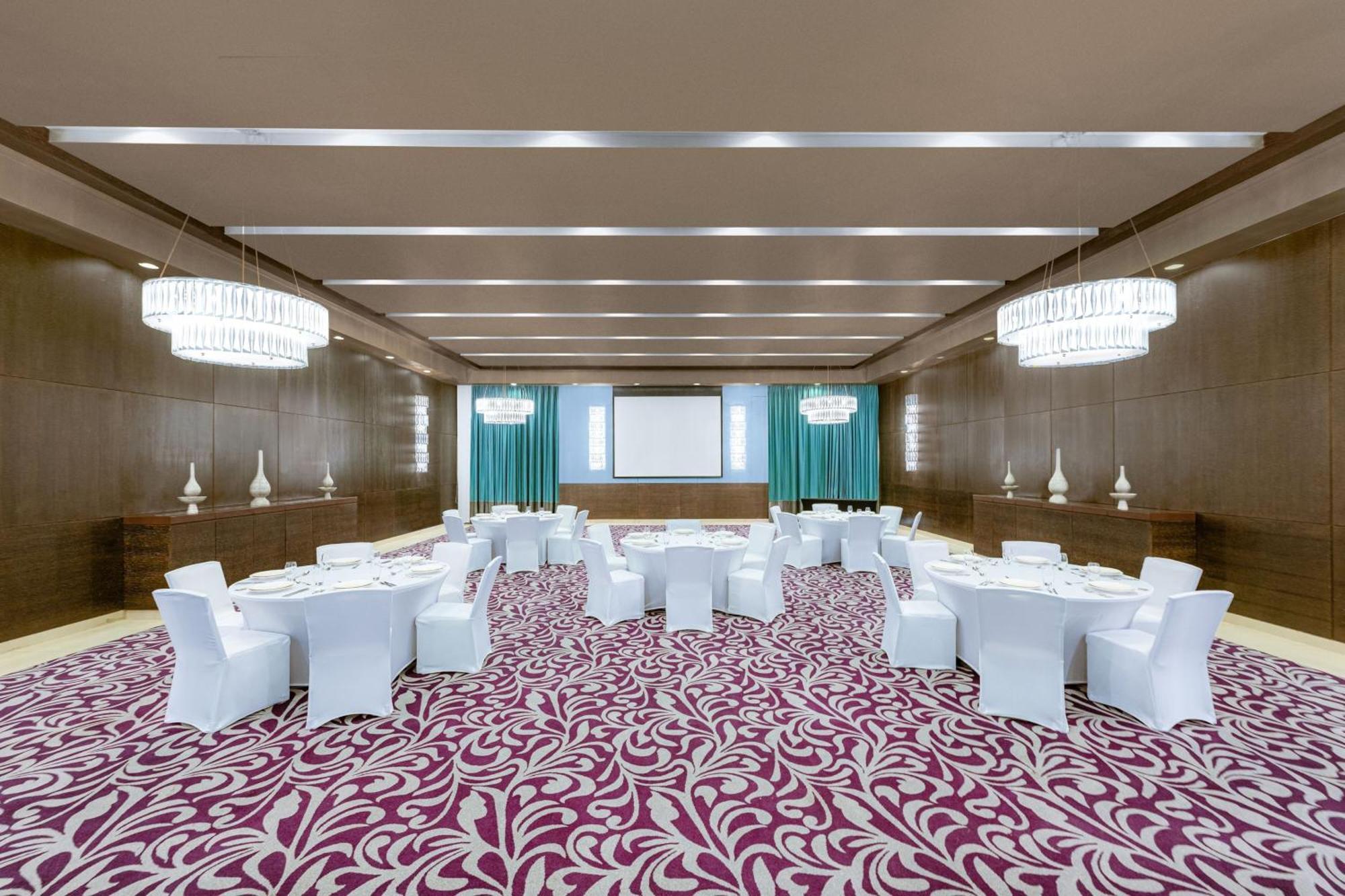 Four Points By Sheraton al-Ain Exterior foto Meeting room